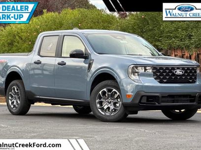New 2025 Ford Maverick XLT w/ XLT Luxury Package