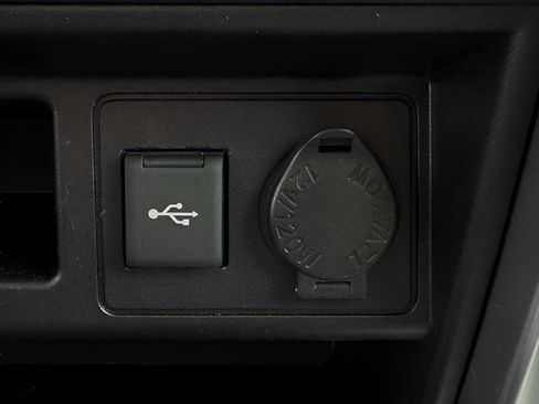 Used 2023 Toyota 4Runner SR5 AWD/4WD image 31