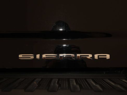Used 2025 GMC Sierra 3500 Denali Ultimate AWD/4WD image 38