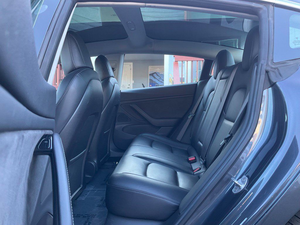 Used 2018 Tesla Model 3 Performance AWD/4WD image 8