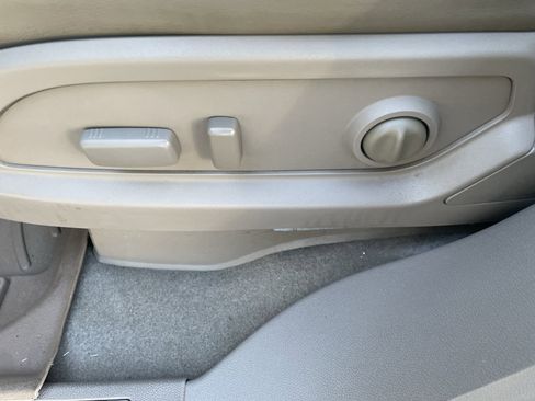 Used 2015 GMC Acadia Denali image 13