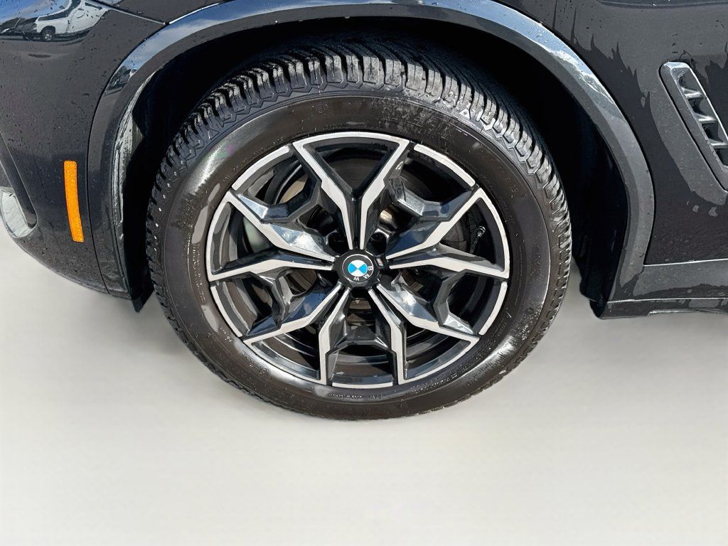 Used 2023 BMW X4 xDrive30i w/ M Sport Package AWD/4WD image 35