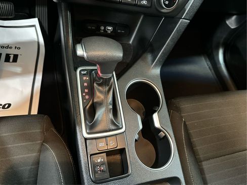 Used 2018 Kia Sportage LX FWD image 16