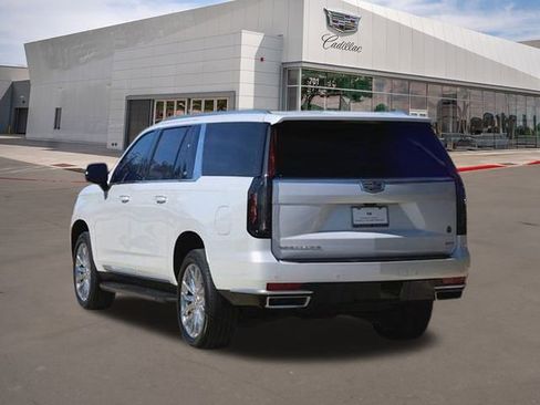 Certified 2024 Cadillac Escalade ESV Premium Luxury image 4