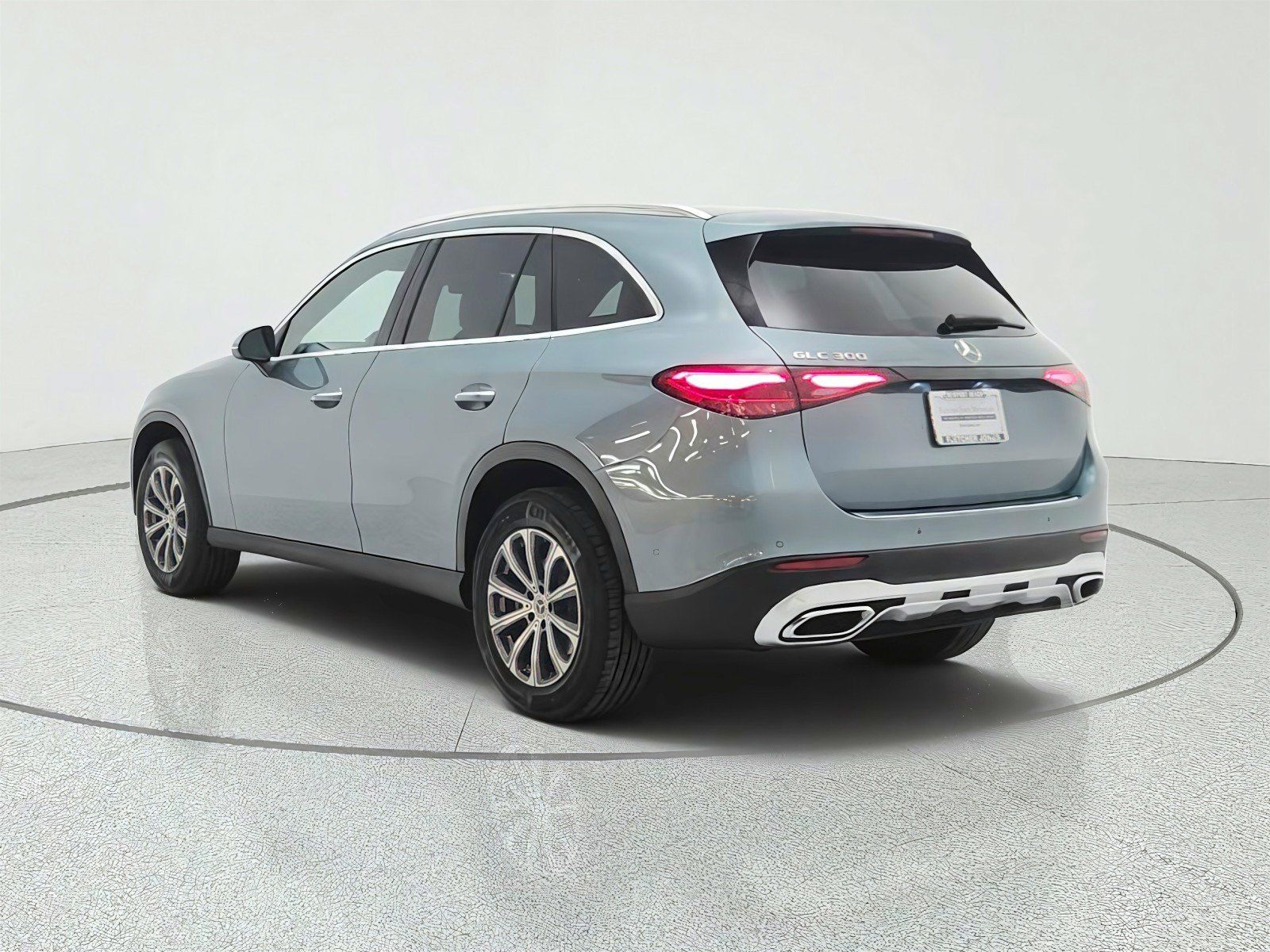 Used 2026 Mercedes-Benz GLC 300 image 5