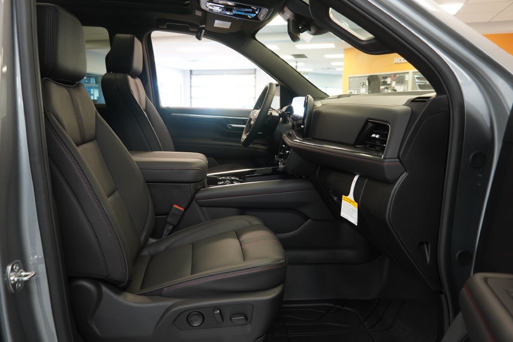 New 2026 Chevrolet Tahoe RST w/ RST Capability Package AWD/4WD image 39
