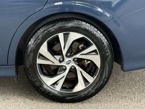 Used 2024 Subaru Legacy AWD/4WD image 9