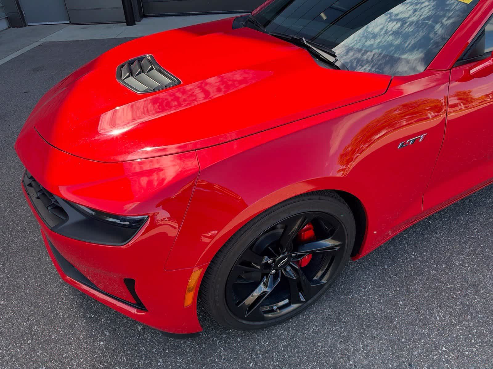 Used 2022 Chevrolet Camaro LT RWD image 9