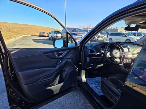 Used 2020 Subaru Forester Premium image 10