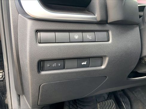 Used 2022 Nissan Rogue Platinum w/ Head-Up Display Package image 33