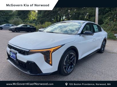 New 2025 Kia K4 GT-Line w/ GT-Line Premium Package