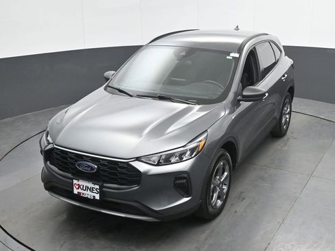 Used 2025 Ford Escape ST-Line AWD/4WD image 37
