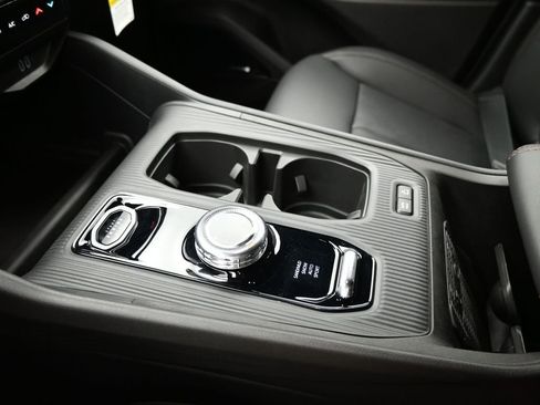 New 2026 Jeep Cherokee Overland w/ Advanced Pro Tech Group AWD/4WD image 16