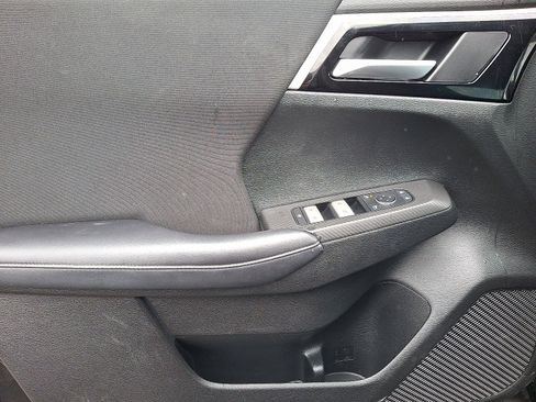 Used 2023 Mitsubishi Outlander ES image 13