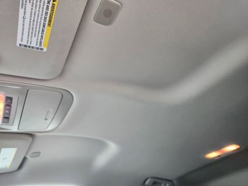 Used 2021 Chevrolet Colorado Z71 w/ Safety Package image 22