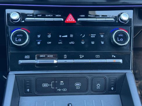 Used 2024 Hyundai Santa Fe Calligraphy FWD image 22