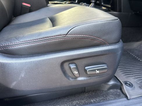 Used 2022 Toyota 4Runner TRD Off-Road Premium image 23