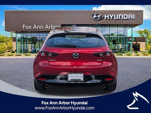 Used 2023 MAZDA MAZDA3 s FWD image 4