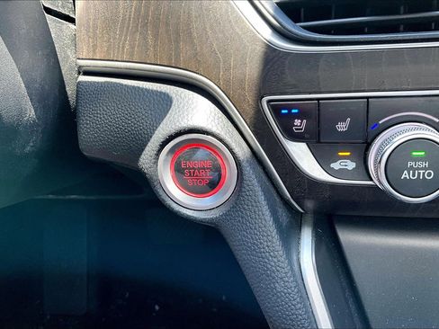 Used 2018 Honda Accord Touring image 23
