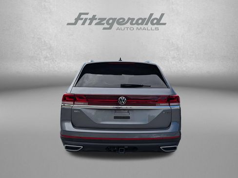 Used 2024 Volkswagen Atlas SEL AWD/4WD image 4