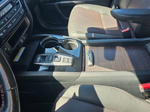 Used 2023 Honda Ridgeline Black Edition image 32