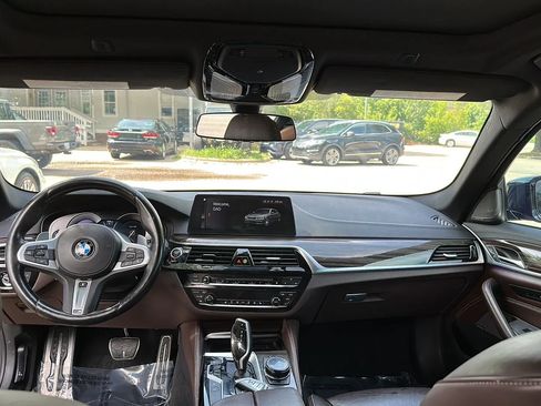 Used 2017 BMW 540i xDrive AWD/4WD image 11