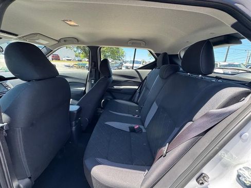 Certified 2020 Nissan Kicks SV FWD image 11