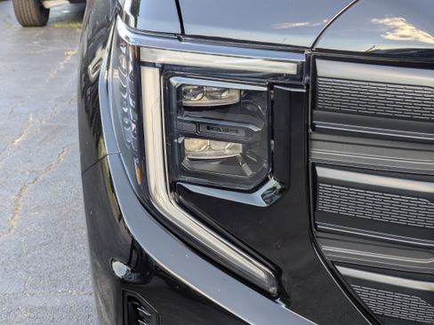 New 2026 GMC Sierra 1500 Pro w/ Graphite Edition image 10