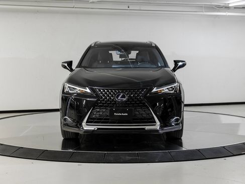 Used 2019 Lexus UX 250h w/ Premium Package image 10