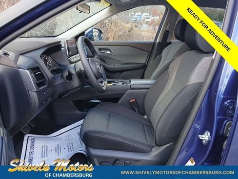 Used 2023 Nissan Rogue SV AWD/4WD image 13