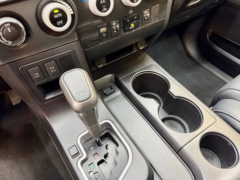Used 2019 Toyota Sequoia TRD Sport image 18