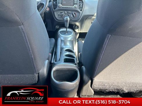 Used 2015 Nissan Juke S image 38