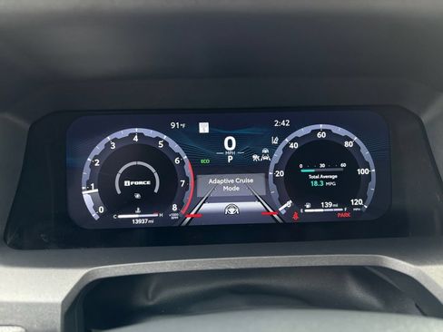 Used 2025 Toyota 4Runner TRD Off-Road Premium AWD/4WD image 19