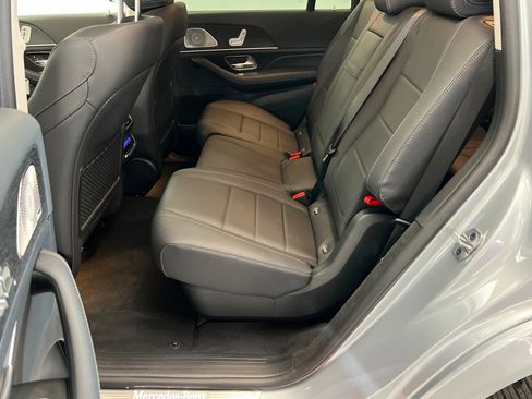 New 2026 Mercedes-Benz GLS 450 4MATIC image 21