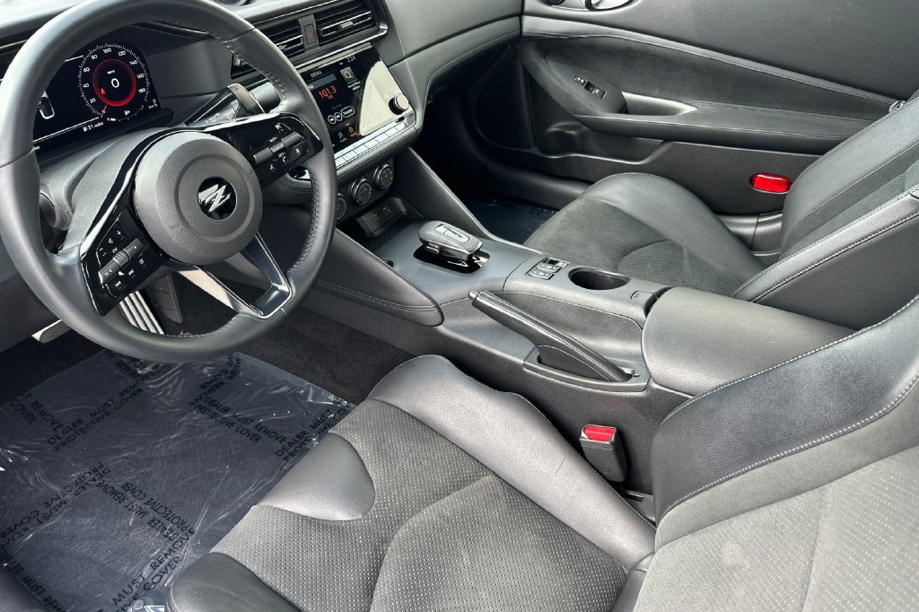 Certified 2025 Nissan Z Performance w/ Floor Mat Package RWD image 10