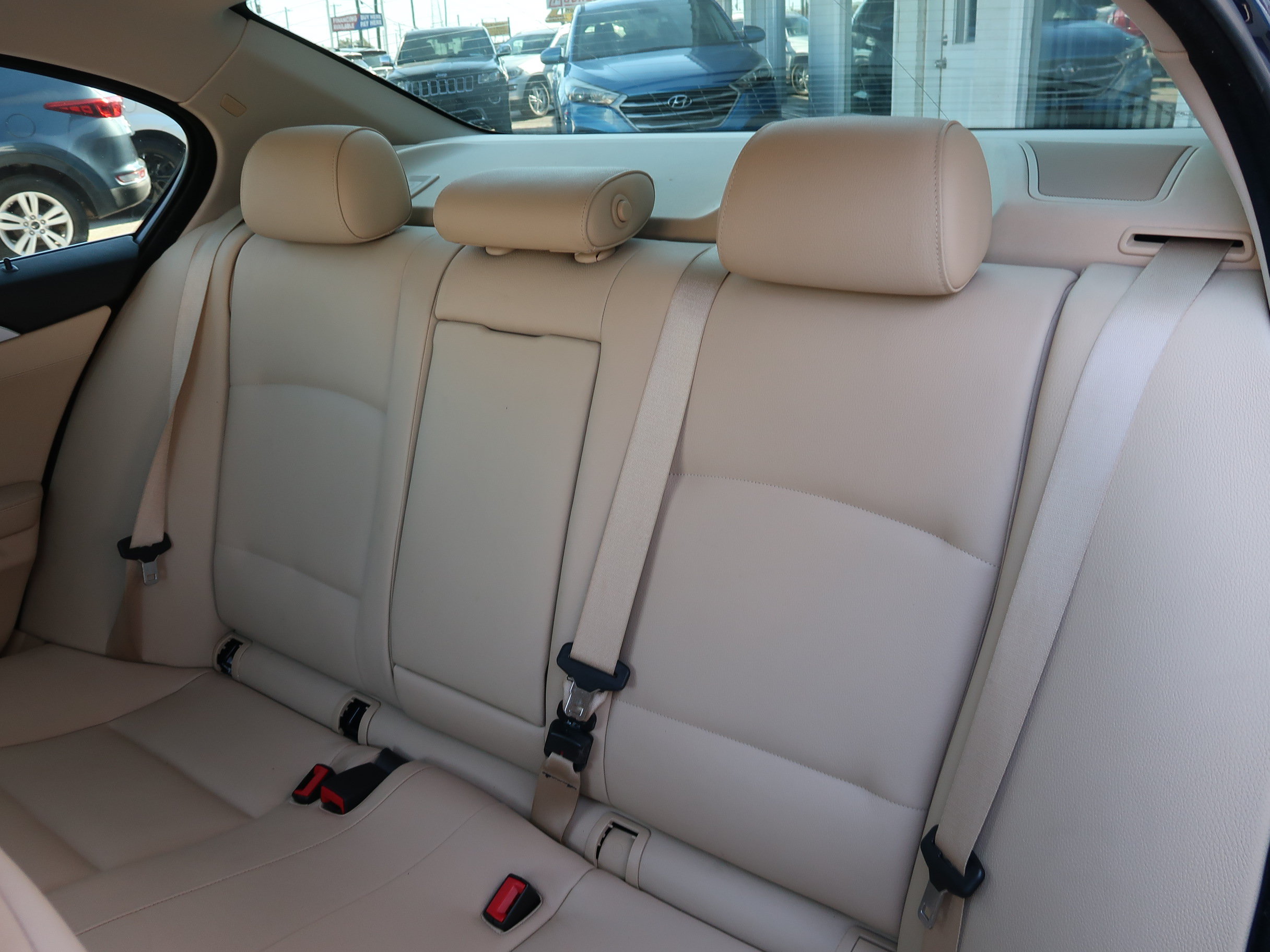 Used 2013 BMW 528i Sedan RWD image 23