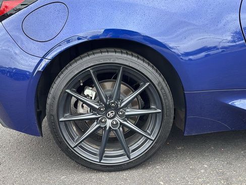 Certified 2023 Toyota GR86 Premium image 9