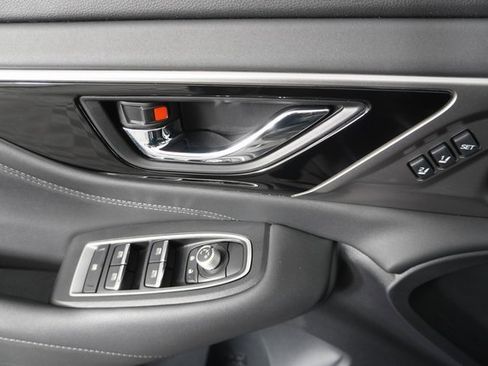 Used 2022 Subaru Outback Limited image 20