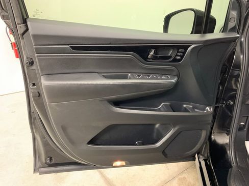 Used 2024 Honda Odyssey Touring image 6