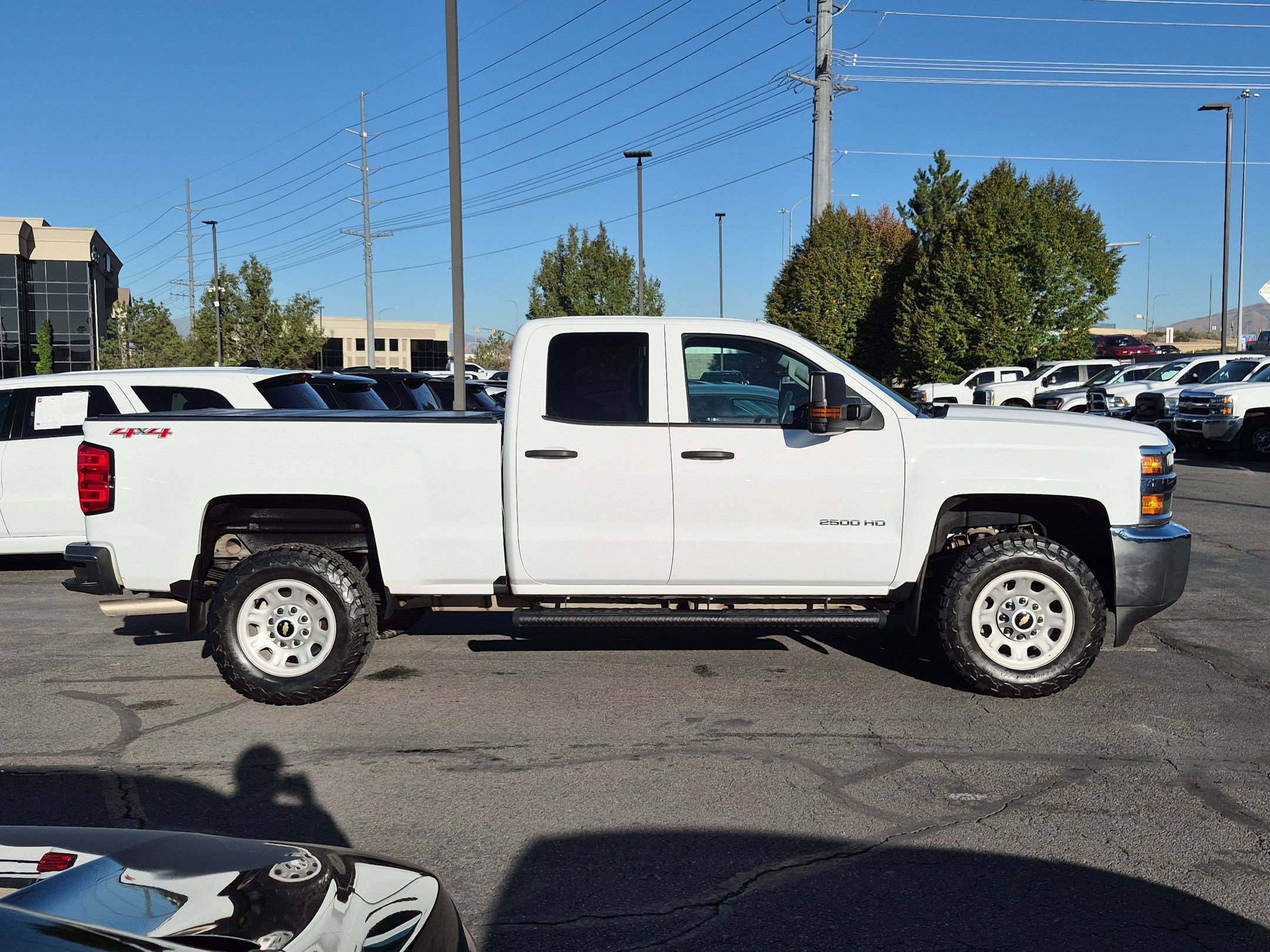 Used 2017 Chevrolet Silverado 2500 W/T w/ WT Convenience Package AWD/4WD image 2