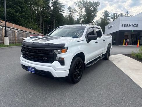Used 2023 Chevrolet Silverado 1500 Custom w/ Rally Edition AWD/4WD image 3
