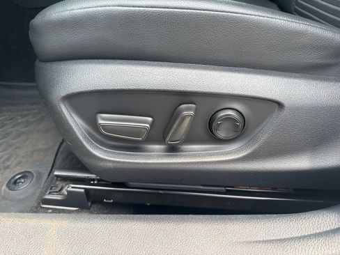Used 2024 Toyota Camry SE FWD image 16