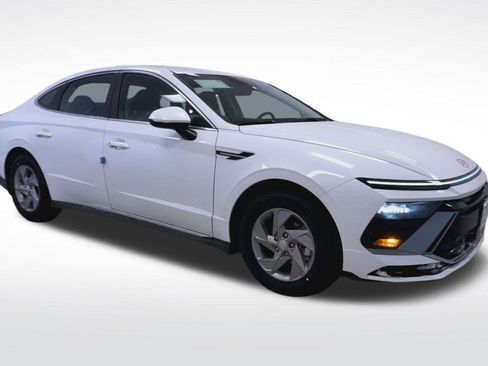 New 2026 Hyundai Sonata SE image 2