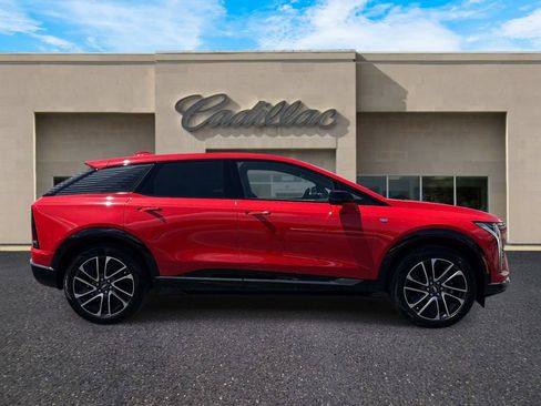 New 2027 Cadillac Optiq Sport RWD image 2