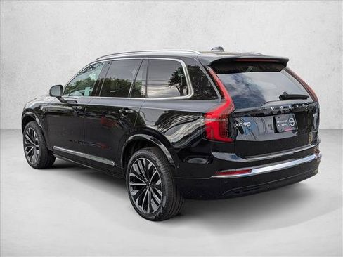 Certified 2026 Volvo XC90 B5 Plus w/ Protection Package AWD/4WD image 8