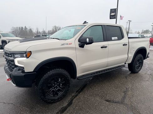 New 2026 Chevrolet Silverado 1500 ZR2 AWD/4WD image 3