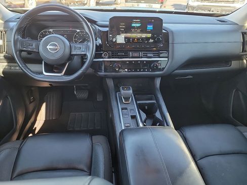 Used 2022 Nissan Pathfinder SL image 9