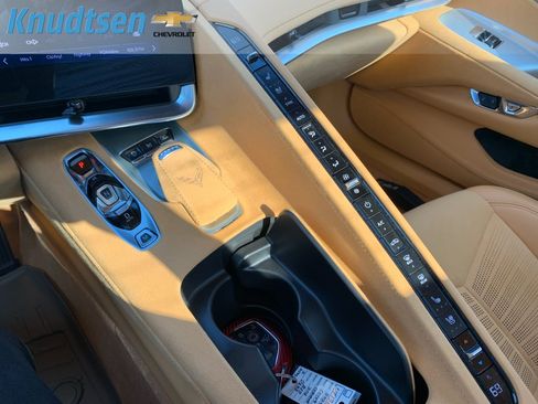 Used 2024 Chevrolet Corvette Z06 RWD image 25