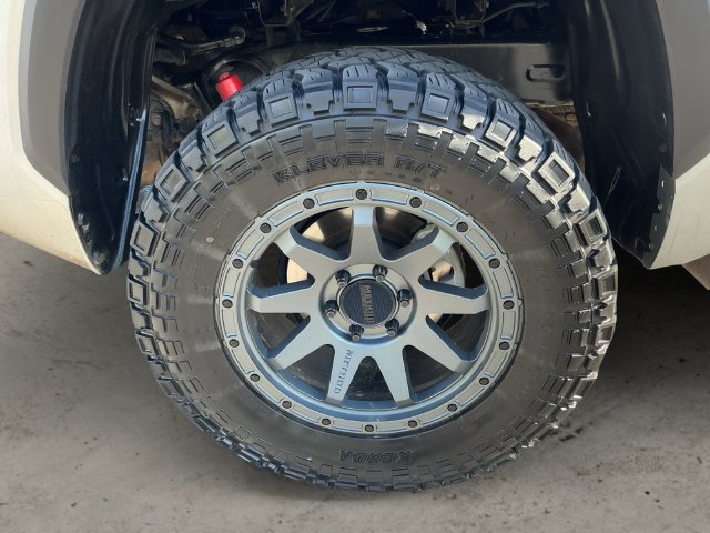 Used 2022 Toyota Tundra Limited w/ TRD Off-Road Package AWD/4WD image 9