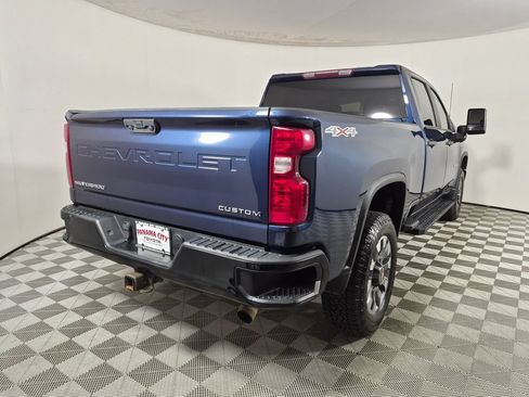 Used 2022 Chevrolet Silverado 2500 Custom w/ Gooseneck/5TH Wheel Package AWD/4WD image 3